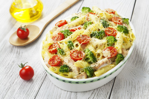 Baked Pasta with Chicken, Broccoli and Cherry Tomatoes | Recipes of Italy